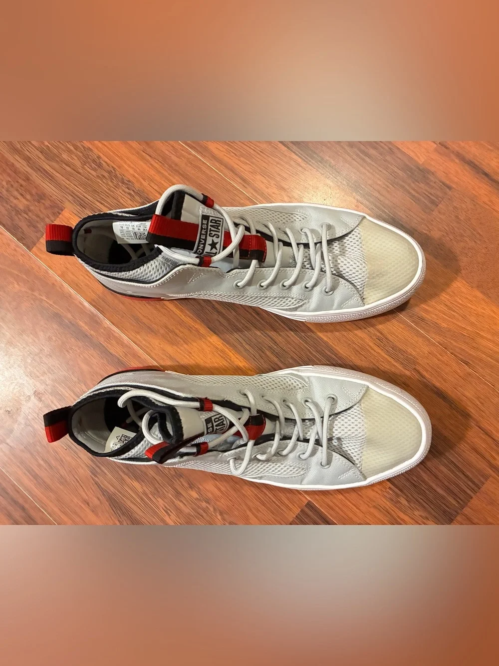 Men’s Converse Chuck Taylor Allstar Ultra High Sneakers - Picture 2 of 6